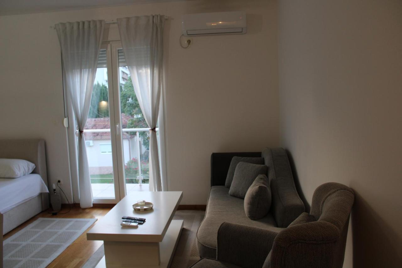 Delta Studio Apartman بودغوريتْسا المظهر الخارجي الصورة